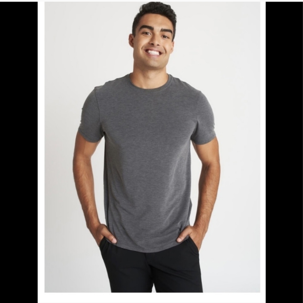 KIT and ace TECH CREWNECK TEE